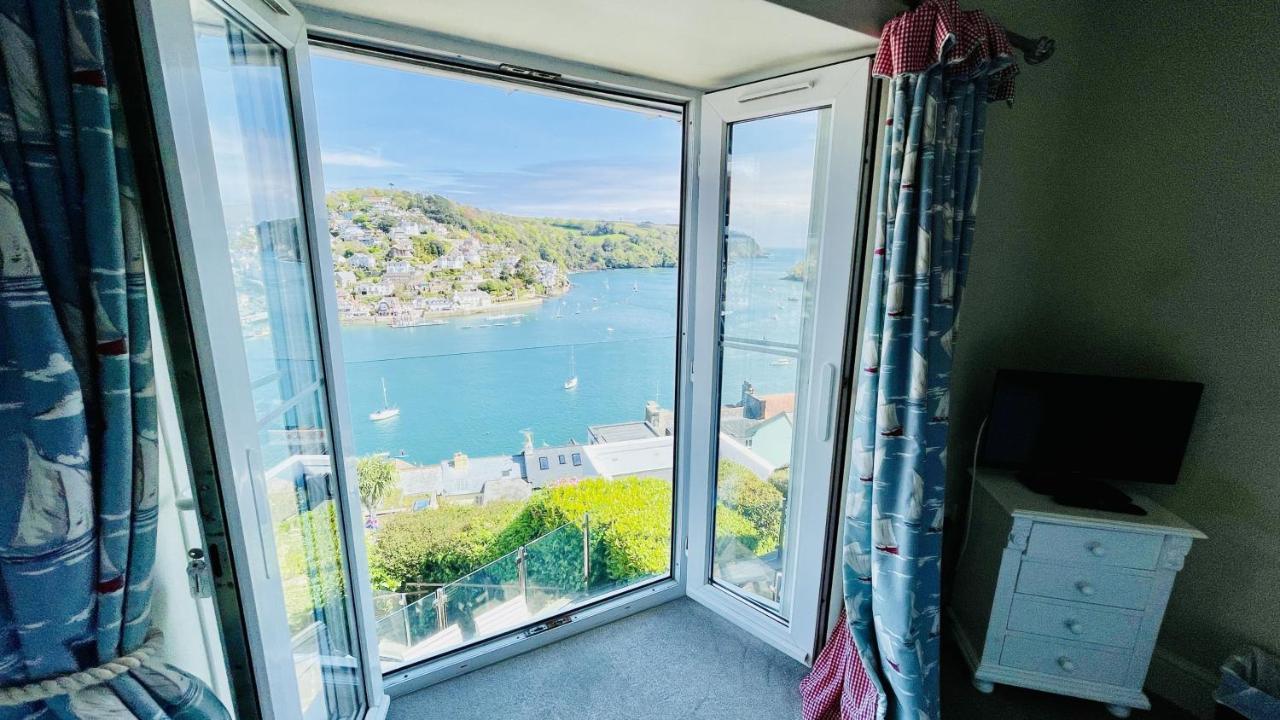 Out To Sea - Stunning Views, Elevated Position With Onsite Parking Villa Dartmouth Exteriör bild