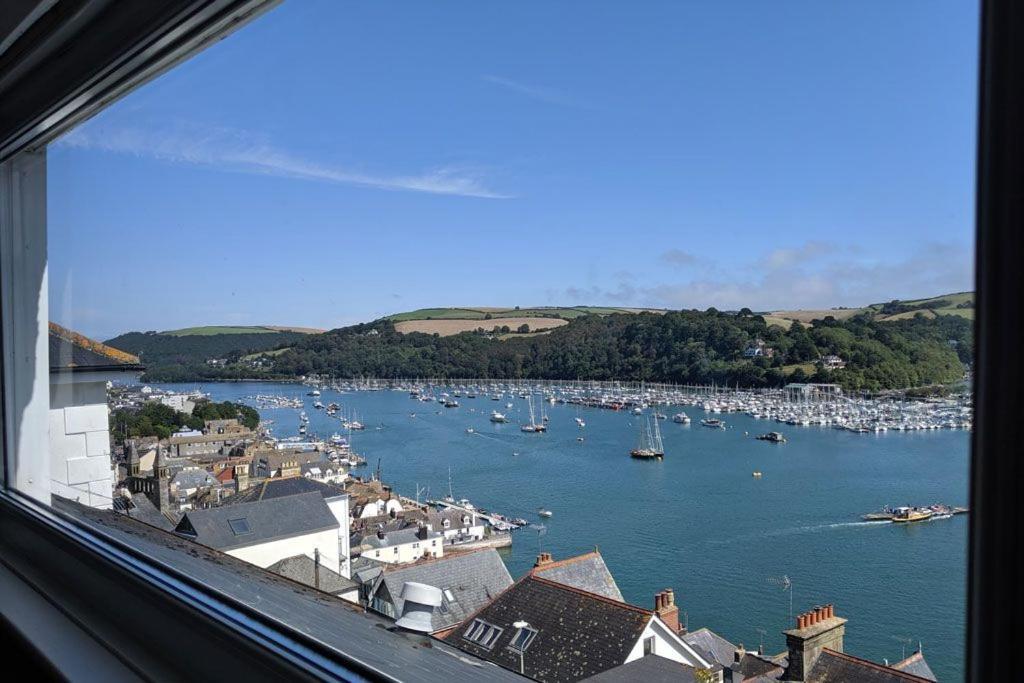 Out To Sea - Stunning Views, Elevated Position With Onsite Parking Villa Dartmouth Exteriör bild