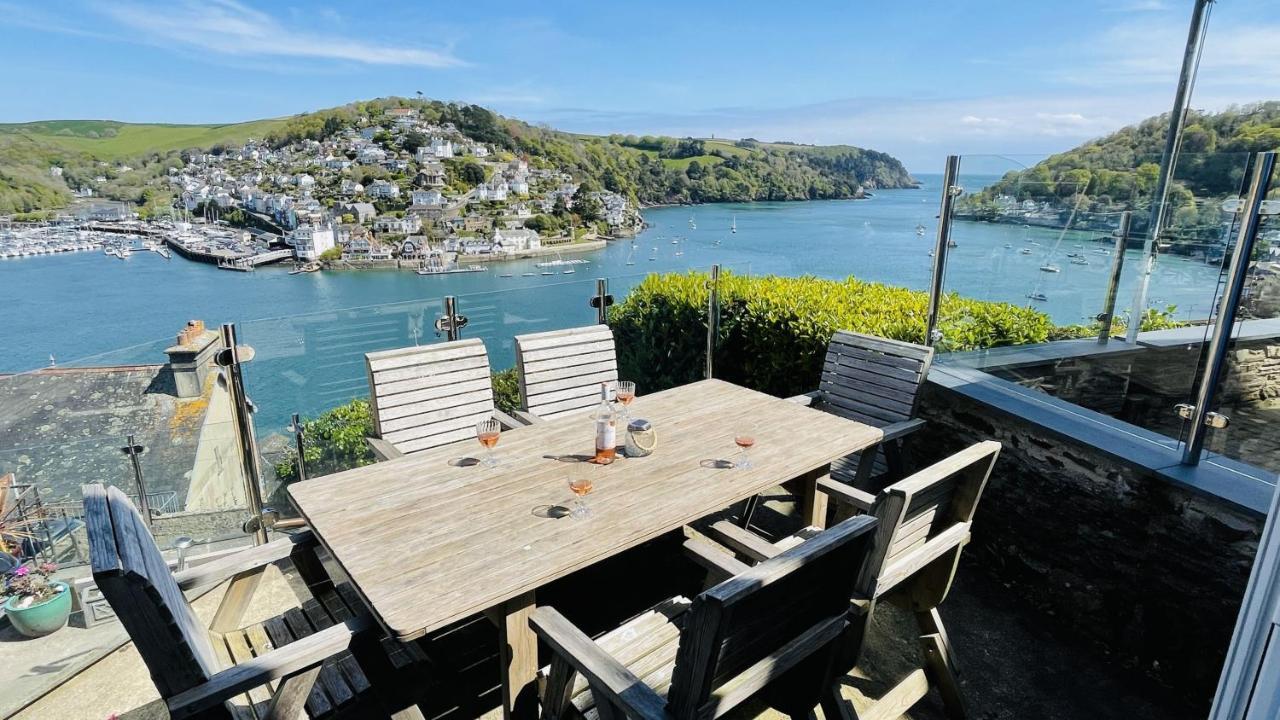 Out To Sea - Stunning Views, Elevated Position With Onsite Parking Villa Dartmouth Exteriör bild